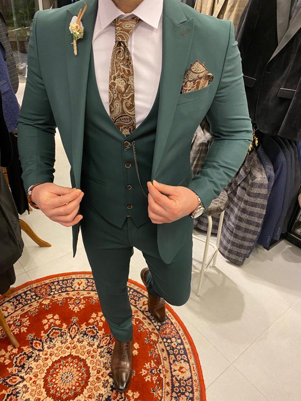 Yeşil takım elbise